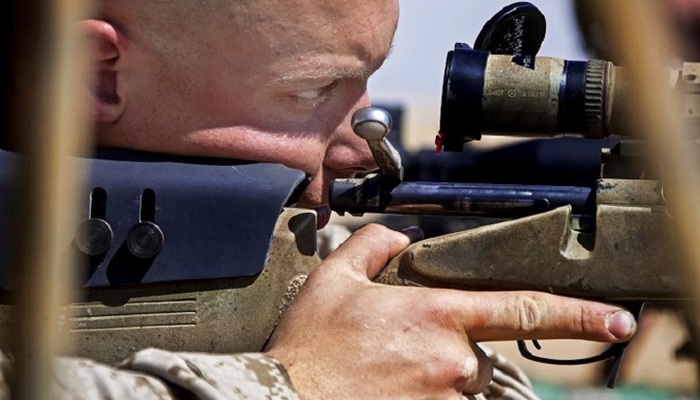 Из белорусских охотников делают снайперов - фото