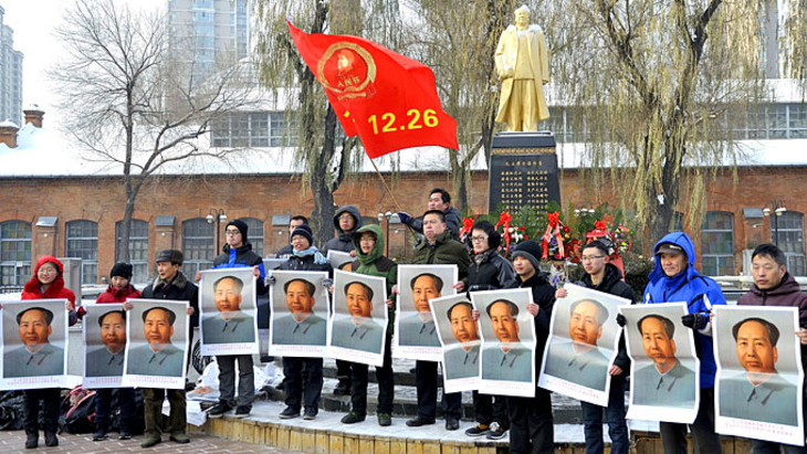 Мао Цзэдун пугал СССР Америкой - фото
