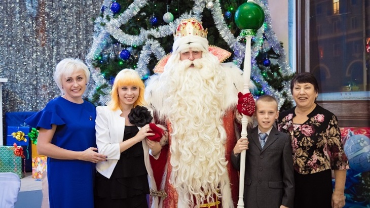 Главный Дед Мороз страны: «Не такой уж я старый - у меня и селфи-посох имеется!» - фото