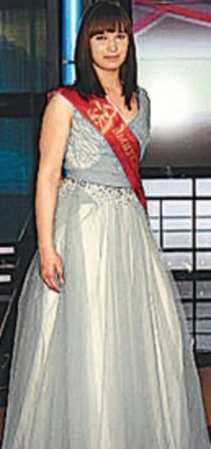 Выпускное платье от Юдашкина. В подарок - фото