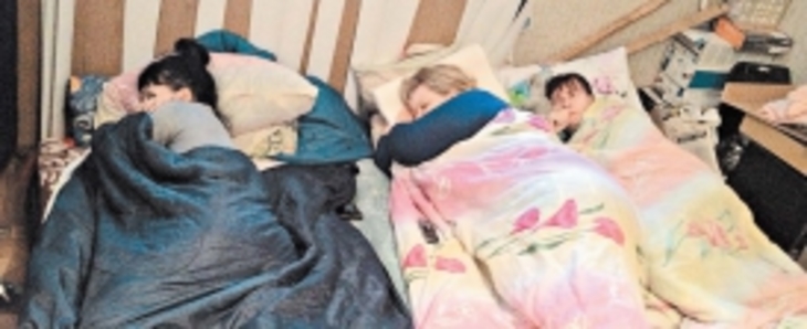 В Волгограде многодетные родители объявили голодовку - фото