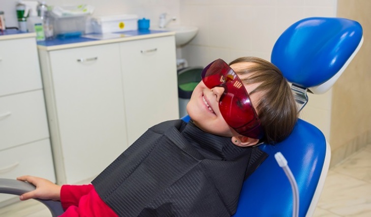 Седация для лечения детей в стоматологии - фото