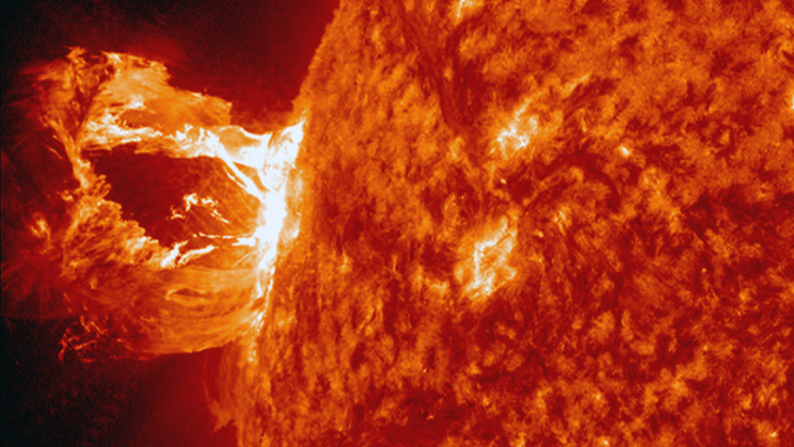 Солнечные вспышки влияют на продолжительность жизни - фото