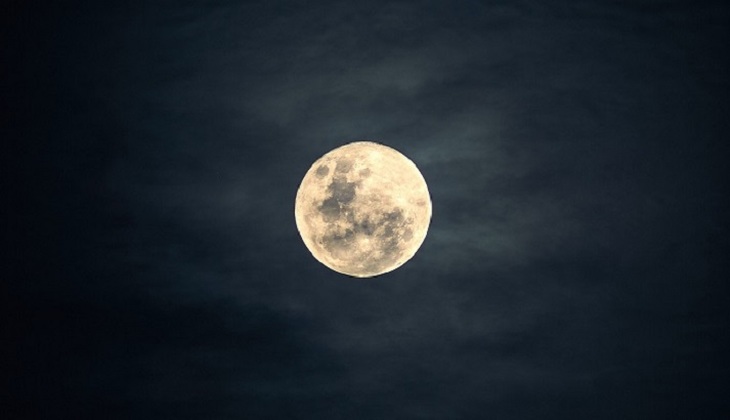 Китайцы спешат  раскрыть тайну «лунного куба» - фото