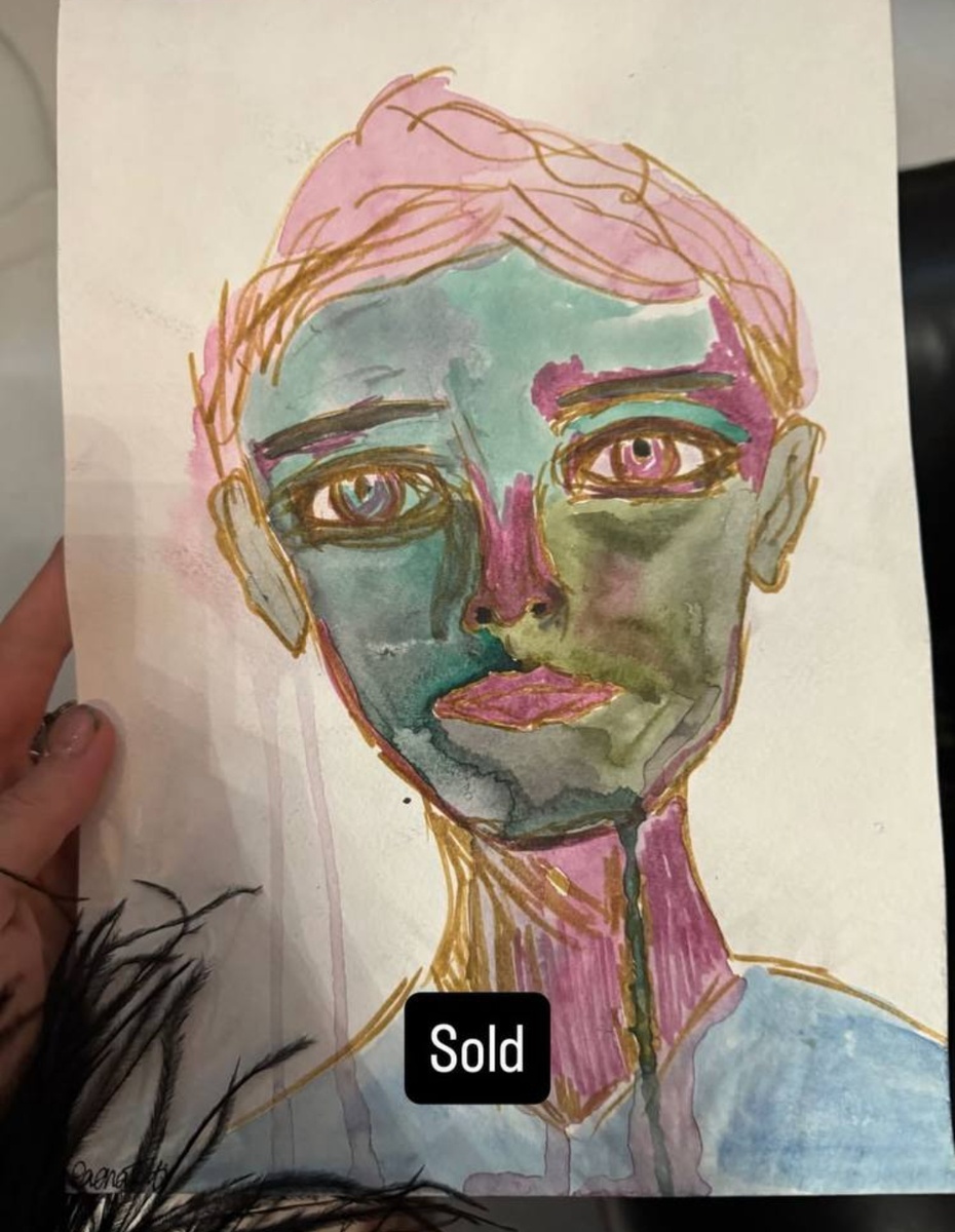 Дочь Успенской продает «ужас». И его покупают!