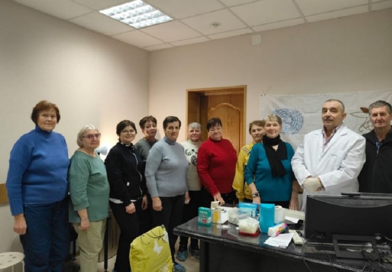 Плюсы скандинавской ходьбы