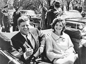 Жаклин Кеннеди с мужем Джоном Кеннеди