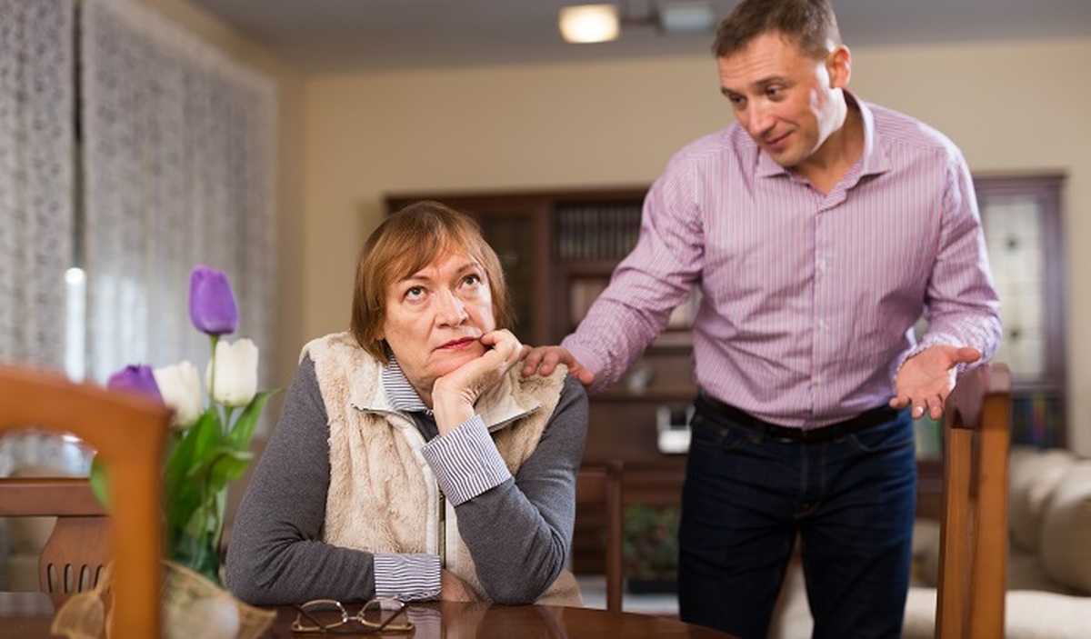 Сын требует долю. Сын требует долю. Мать изменяет отцу. Сын требует долю. Сын требует долю.