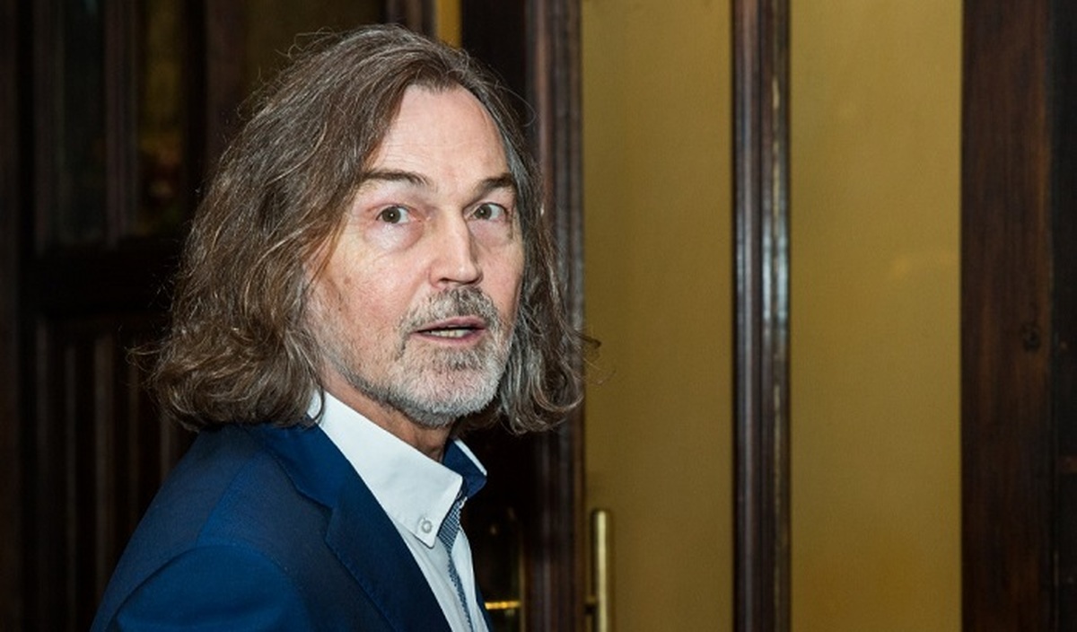 никас сафронов почерк. никас сафронов сейчас. николай сафронов художник. художник никас сафронов. никас сафронов фото.