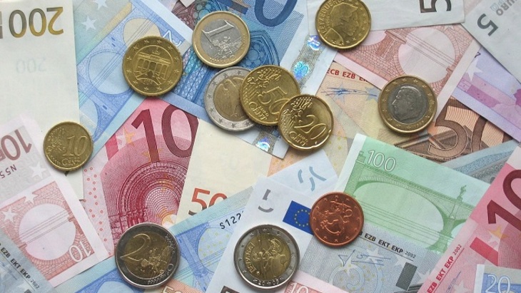 Италия  угрожает сокрушить евро - фото