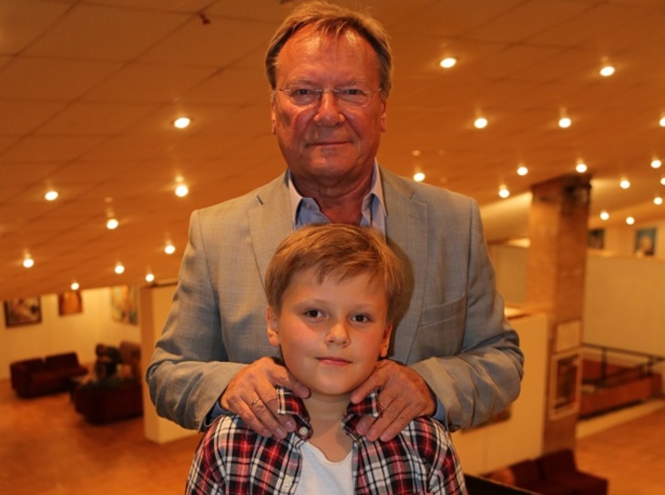 Шакуров не отдаст сына в актеры - фото