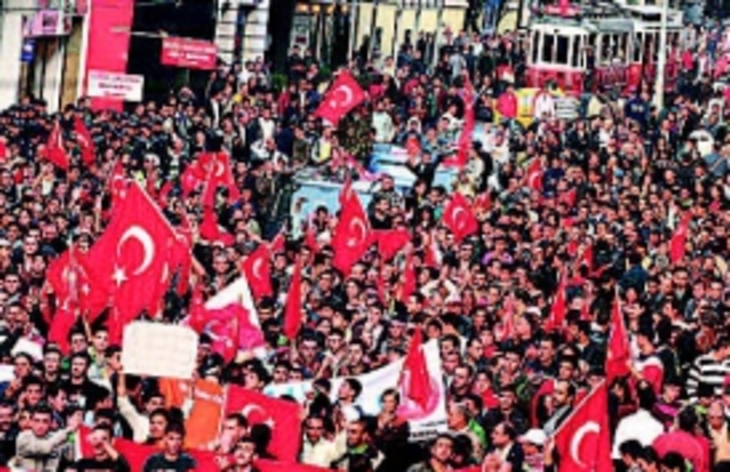 Турция на грани государственного переворота - фото