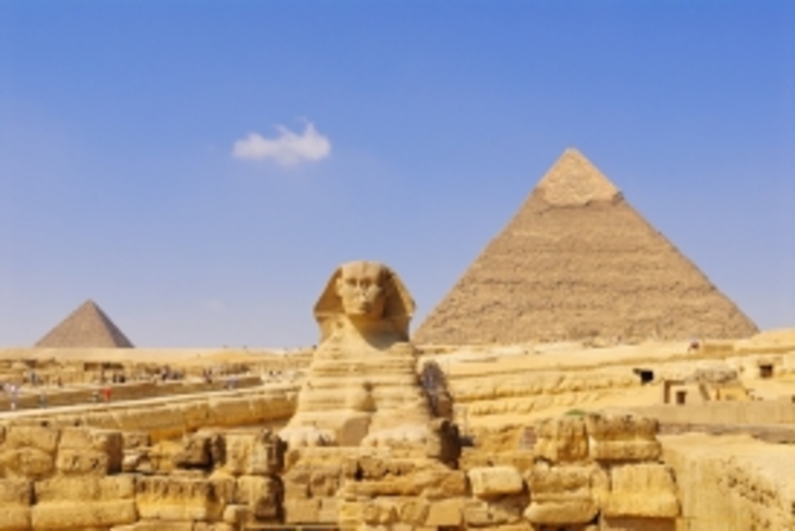 Египетские пирамиды изготовлены из... бетона - фото