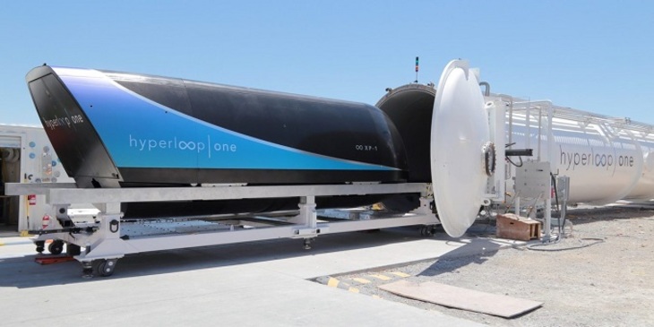 Первый сверхскоростной поезд Hyperloop запустят в России - фото