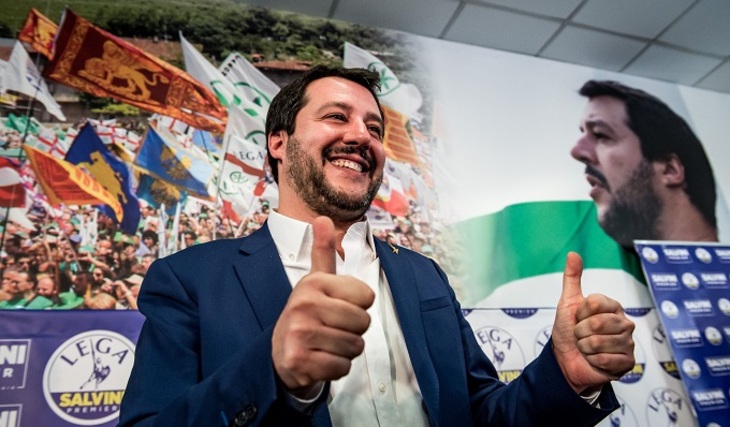 Италия грозит независимостью - фото