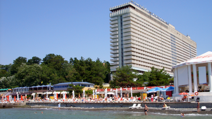 Сочинские отели не будут повышать цены в летнем сезоне - фото