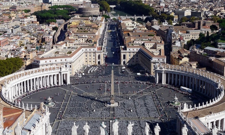 Государство Ватикан придумал Муссолини - фото