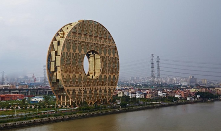 5 самых необычных архитектурных строений мира - фото