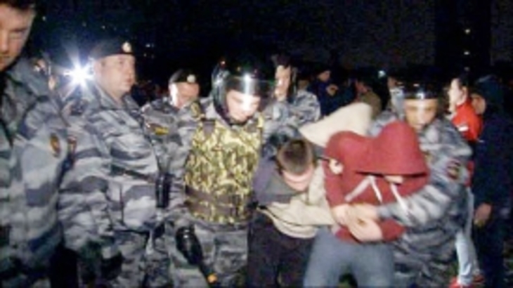 Народный бунт в Бирюлеве - фото