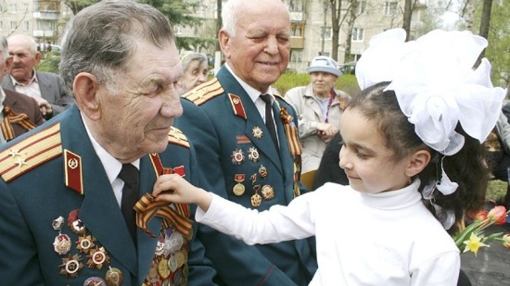 Как «Георгиевская ленточка» стала символом Праздника Победы - фото