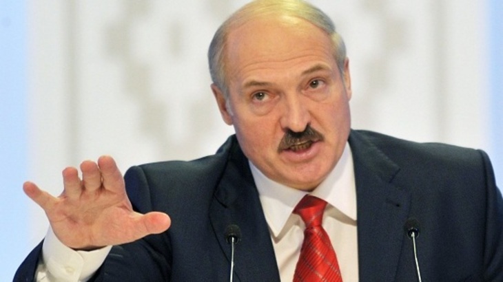 Александр Лукашенко заговорил о возвращении крепостного права - фото