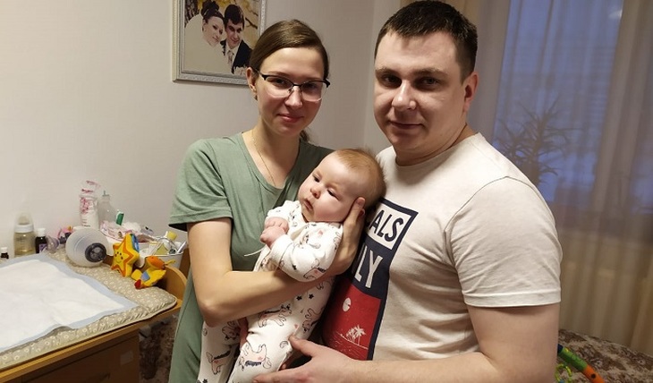 Омские благотворители начали беспрецедентный сбор на лечение ребенка в 160 миллионов рублей - фото