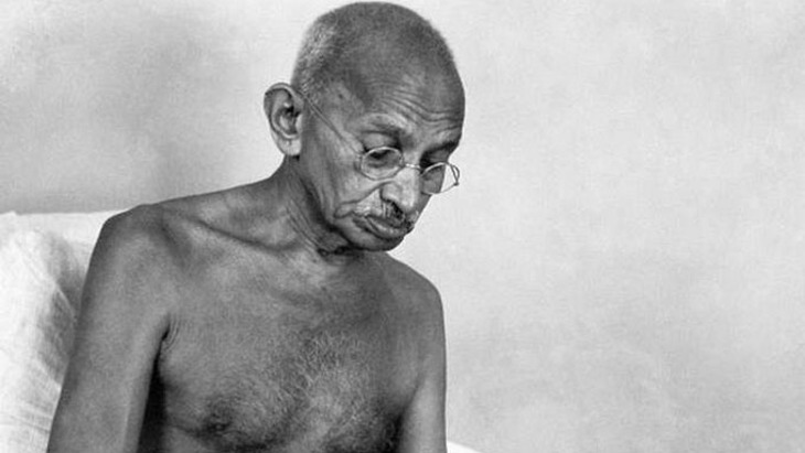 «Дорогой друг» - обращался к Гитлеру Ганди - фото