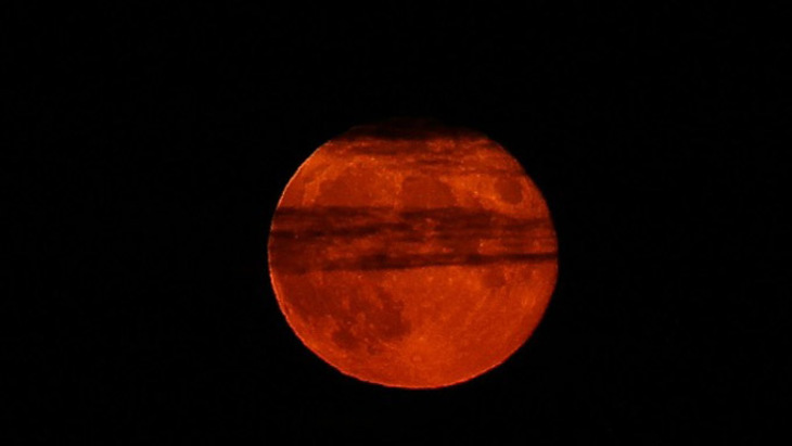 Нас ждет третья «кровавая луна» - фото