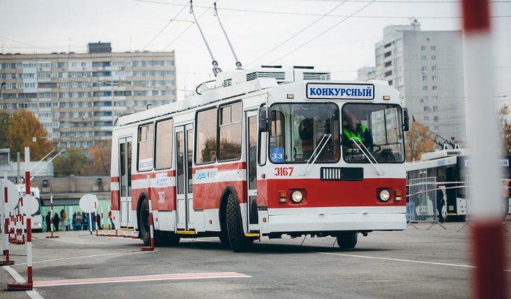 Лучший водитель троллейбуса работает в Екатеринбурге - фото