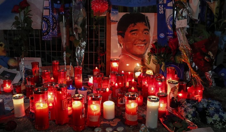 Марадона умер еще десять лет назад - фото