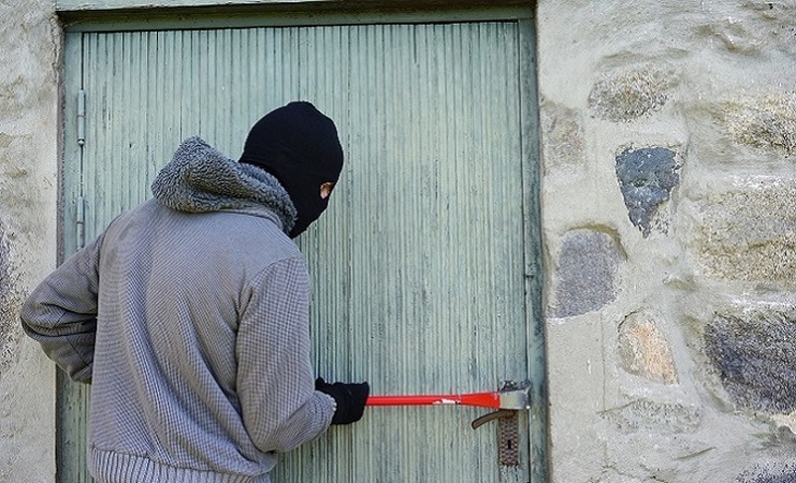 В России резко выросло число квартирных краж - фото
