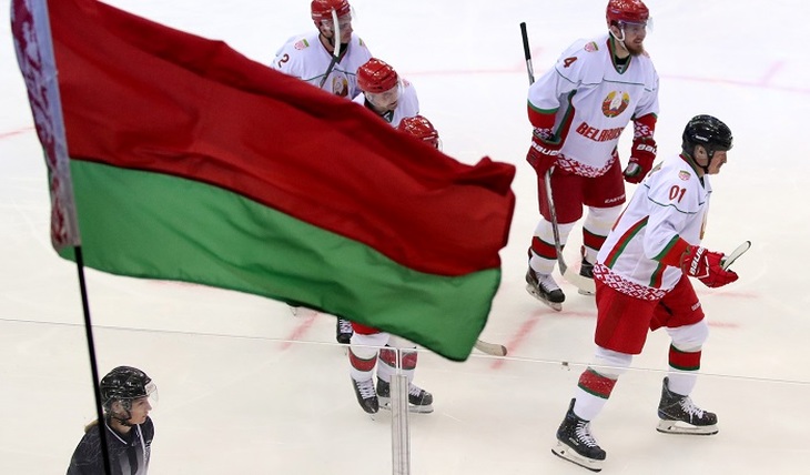 Почему у белорусов отбирают хоккей? - фото