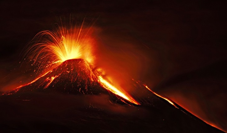 Время проснувшихся вулканов - фото