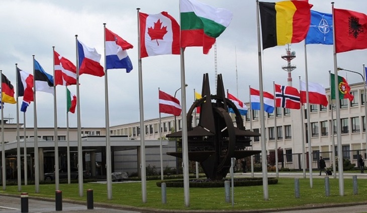 Союзники по НАТО воскрешают старую вражду - фото