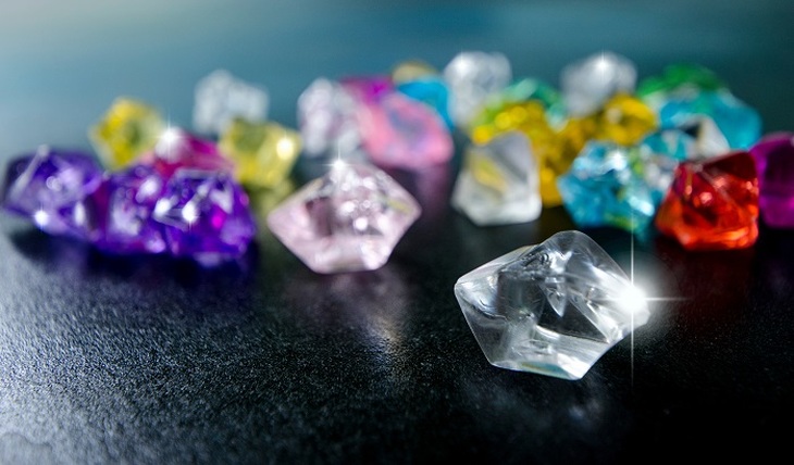 Технические алмазы из пластиковых стаканчиков - фото
