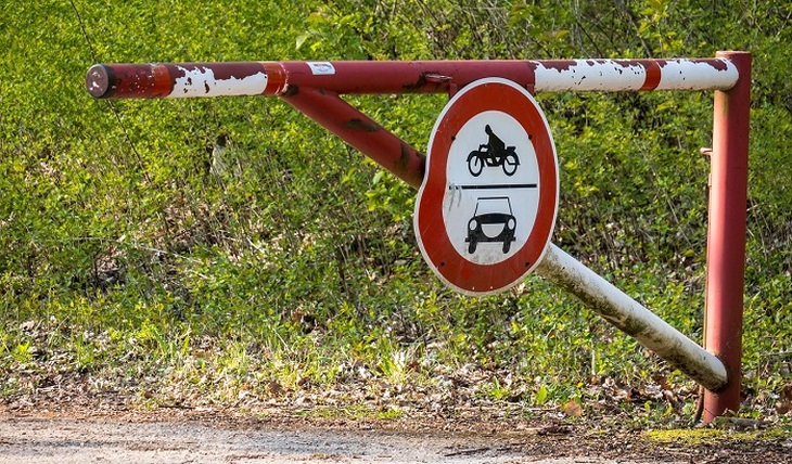 Польша закрывает погранпереход с Белоруссией - фото