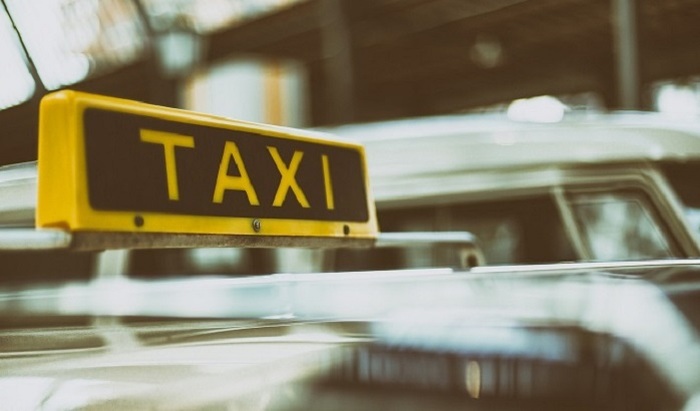 В парламенте призвали закрепить профессию «водитель такси» на государственном уровне - фото