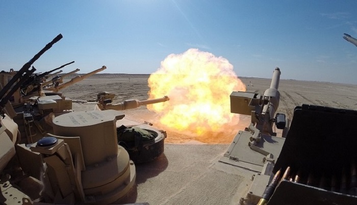 Украинские военные приступили в ФРГ к тренировкам на танках Abrams - фото