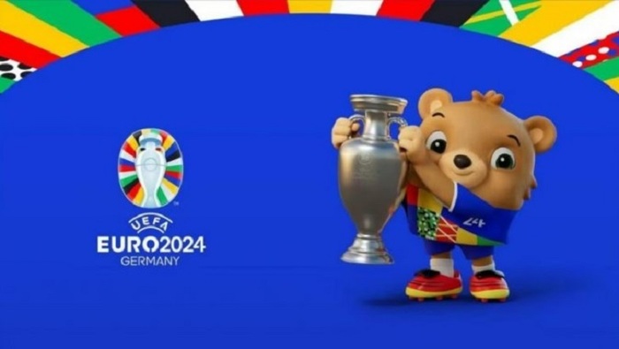 Талисманом первенства Европы по футболу выбран медвежонок - фото