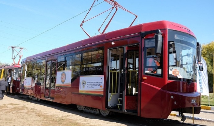 В Госдуме предлагают позволить отбирать земельные участки под строительство трамвайных путей - фото