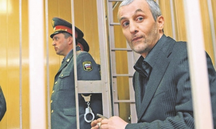 Отцы вне закона: папа Юдашкина сидел за убийство, а Кети Топурии - за наркотики - фото