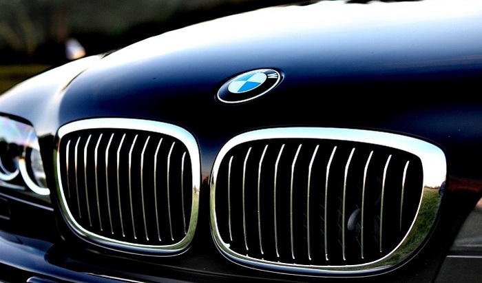 Автомобили BMW будут подчиняться взгляду водителя - фото