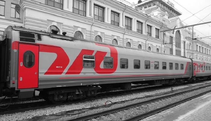 В Литве россиянам запретят выходить из поезда - фото