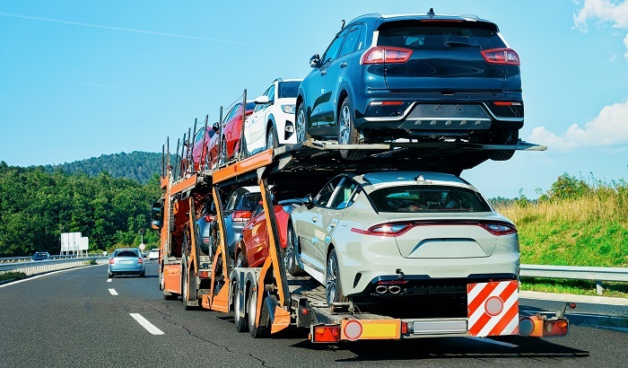 Утилизационный сбор на авто в России увеличится на 70-85% с октября - фото