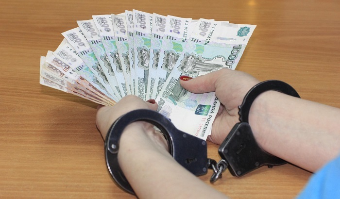 В Москве задержали мошенницу, обманувшую школьницу на 7 миллионов рублей - фото