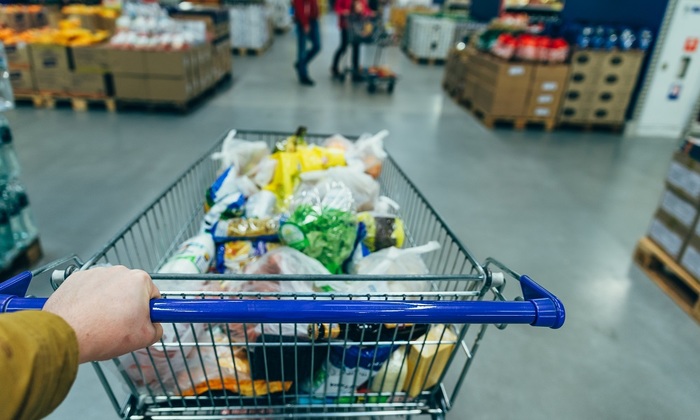 Россияне стали потреблять больше мяса, рыбы и молочных продуктов - фото