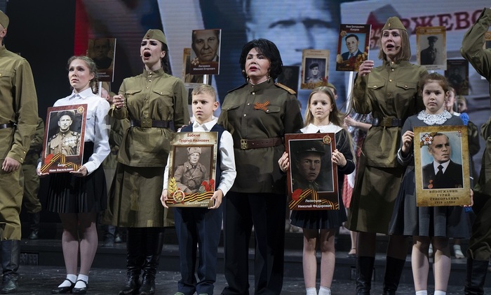 «Бессмертный полк» пройдет 9 мая на премьере в Театре «Русская песня» - фото