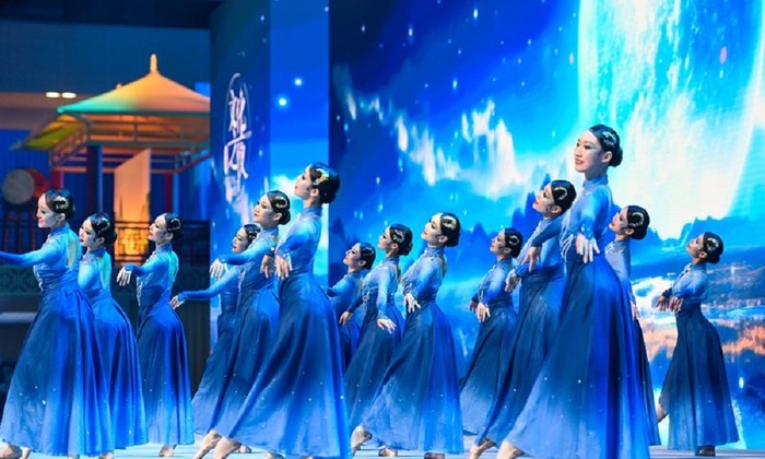 «Культурная» работа - фото