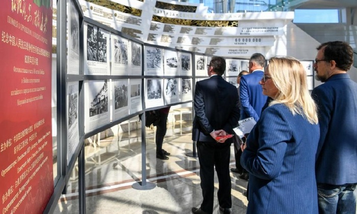 В Минске открылась фотовыставка к 80-летию победы в войне сопротивления китайского народа японским захватчикам - фото