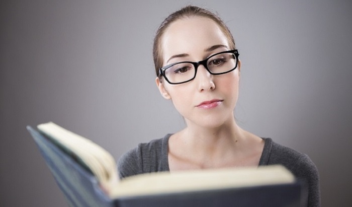 Россияне массово скупают книги о КНДР после запуска туров в Расон - фото